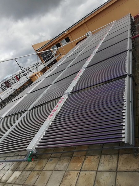 普洱圣源肾脏病医院2000管配2台10匹空气能